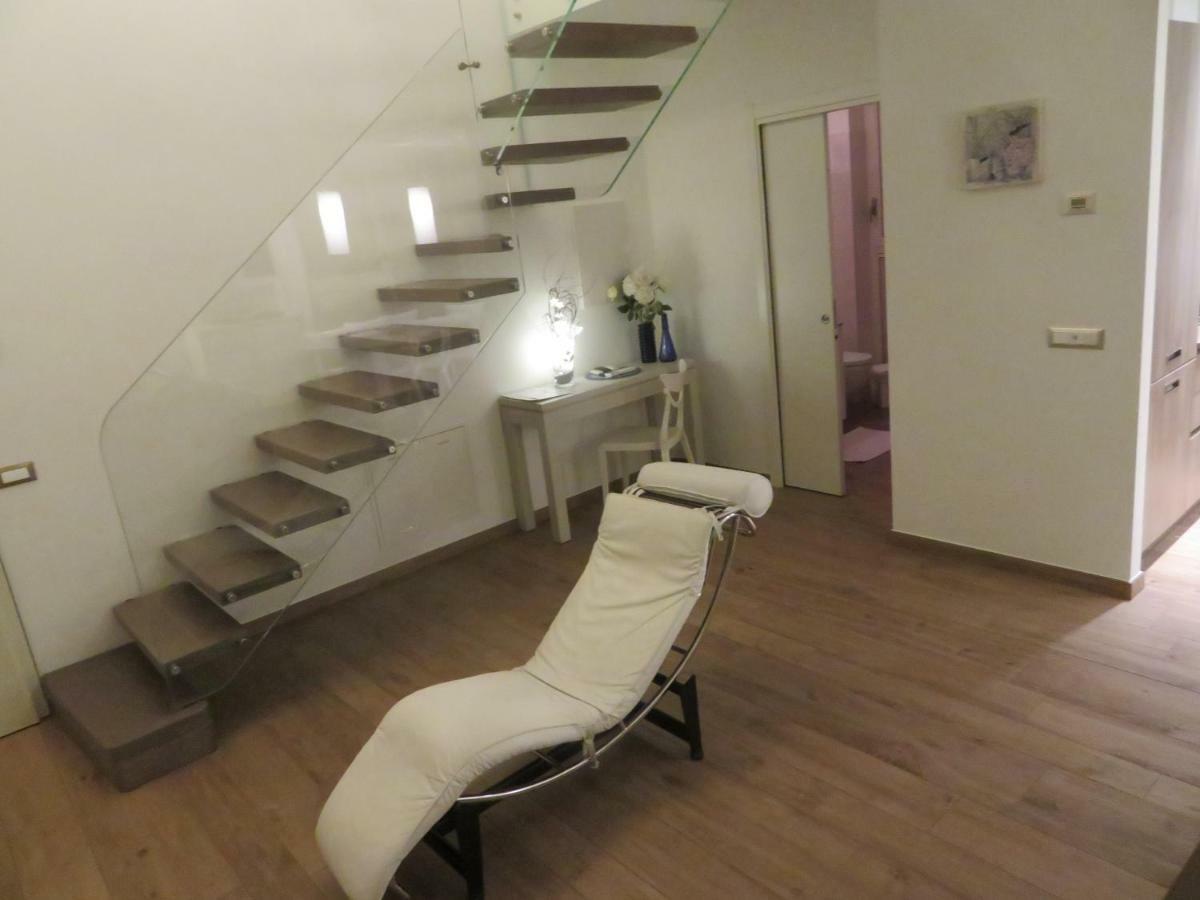 Residenza Simona Apartamento Mezzegra Exterior foto